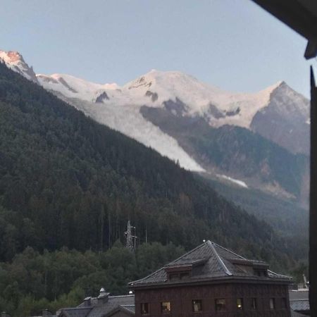 Cocon Douillet Au Pied De L'Aiguille Du Midi Chamonix Exterior photo