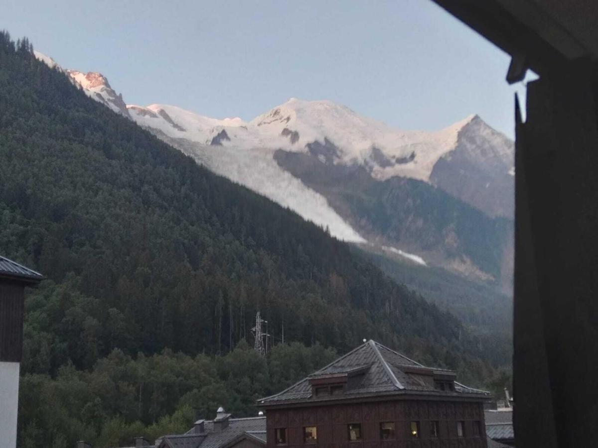 Cocon Douillet Au Pied De L'Aiguille Du Midi Chamonix Exterior photo